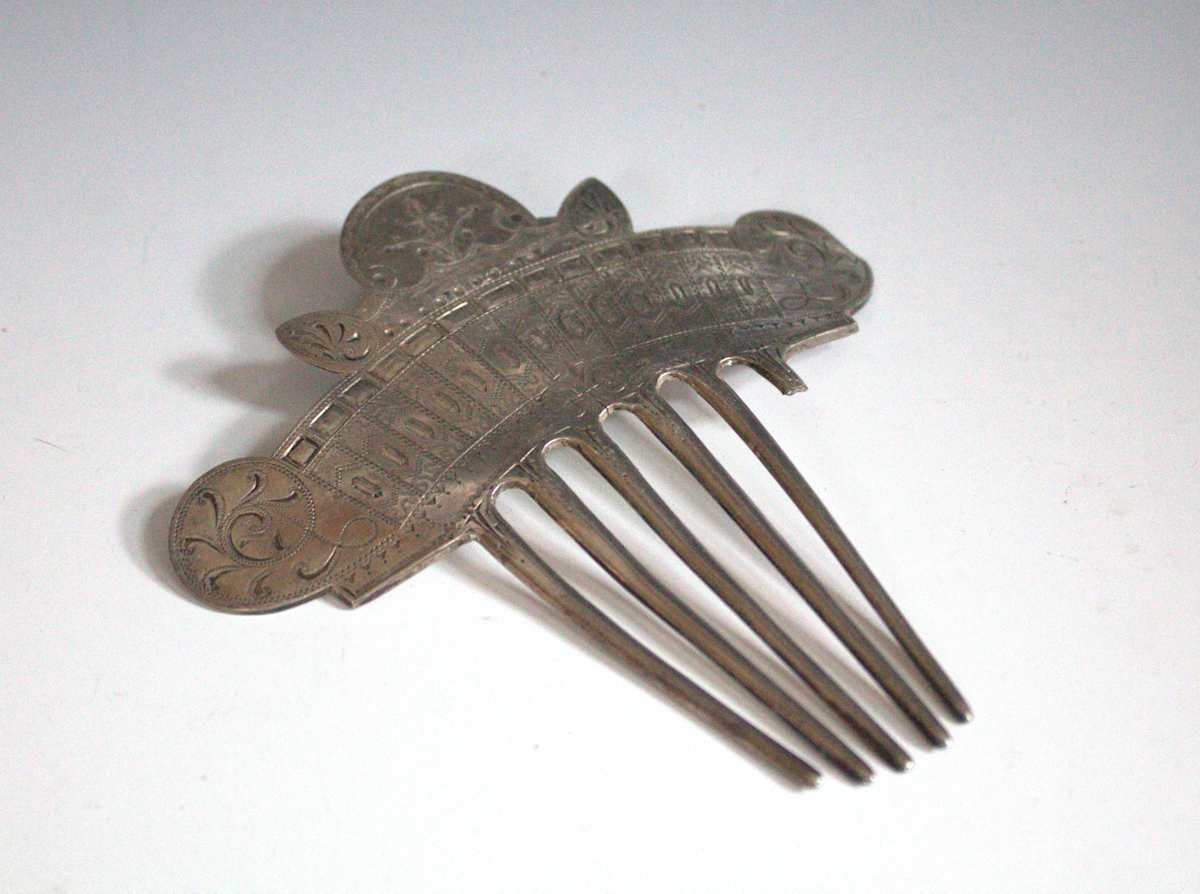 Hair Comb by James Tufts, Image 3.