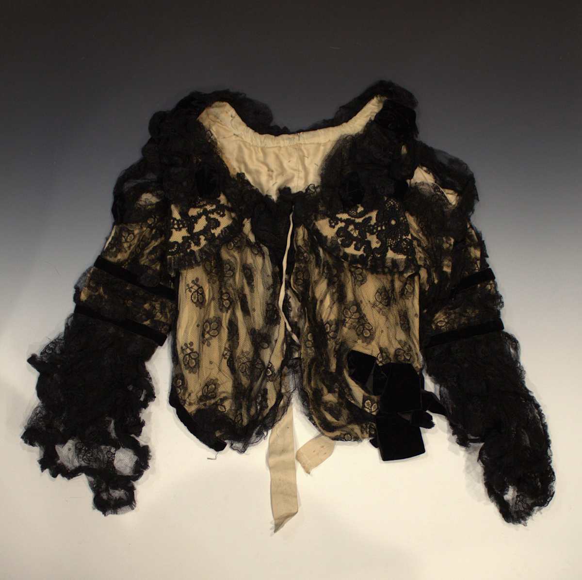 Dress by Unknown, United States, Image 1.