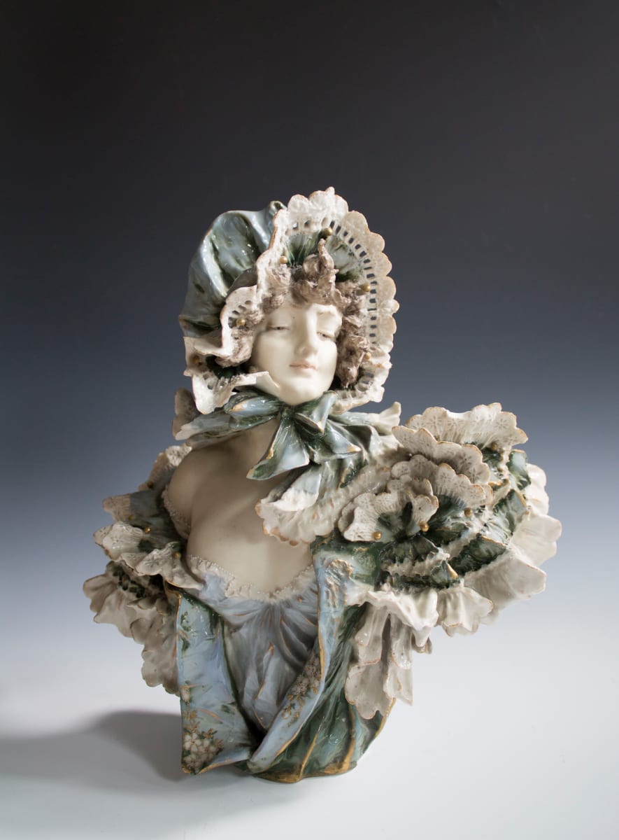 Bust by Teplitz Amphora, Image 3.