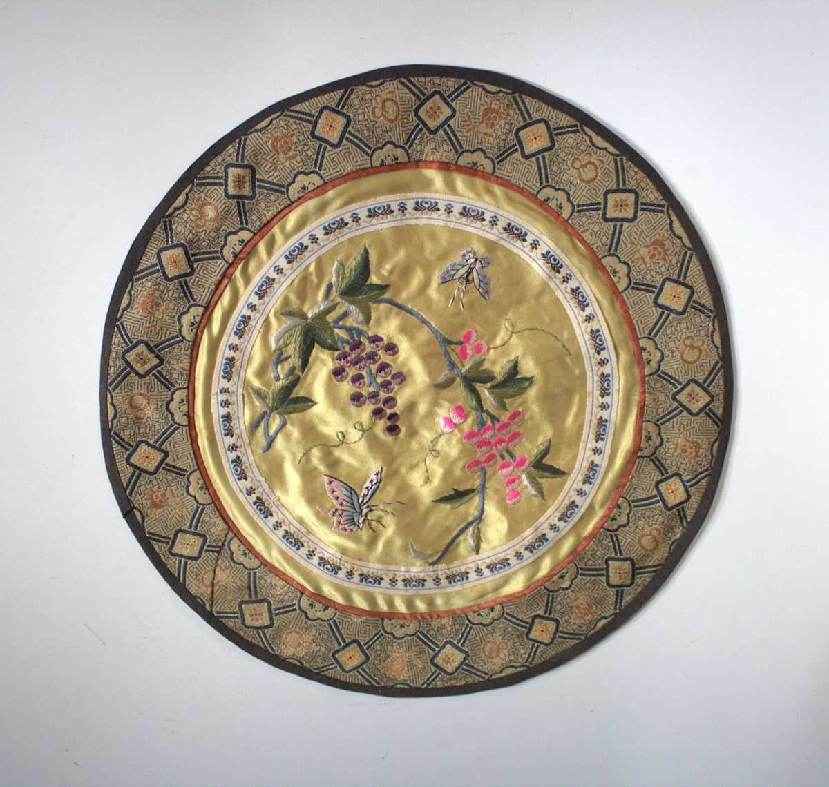 Table Mat by Unknown, China, Image 2.
