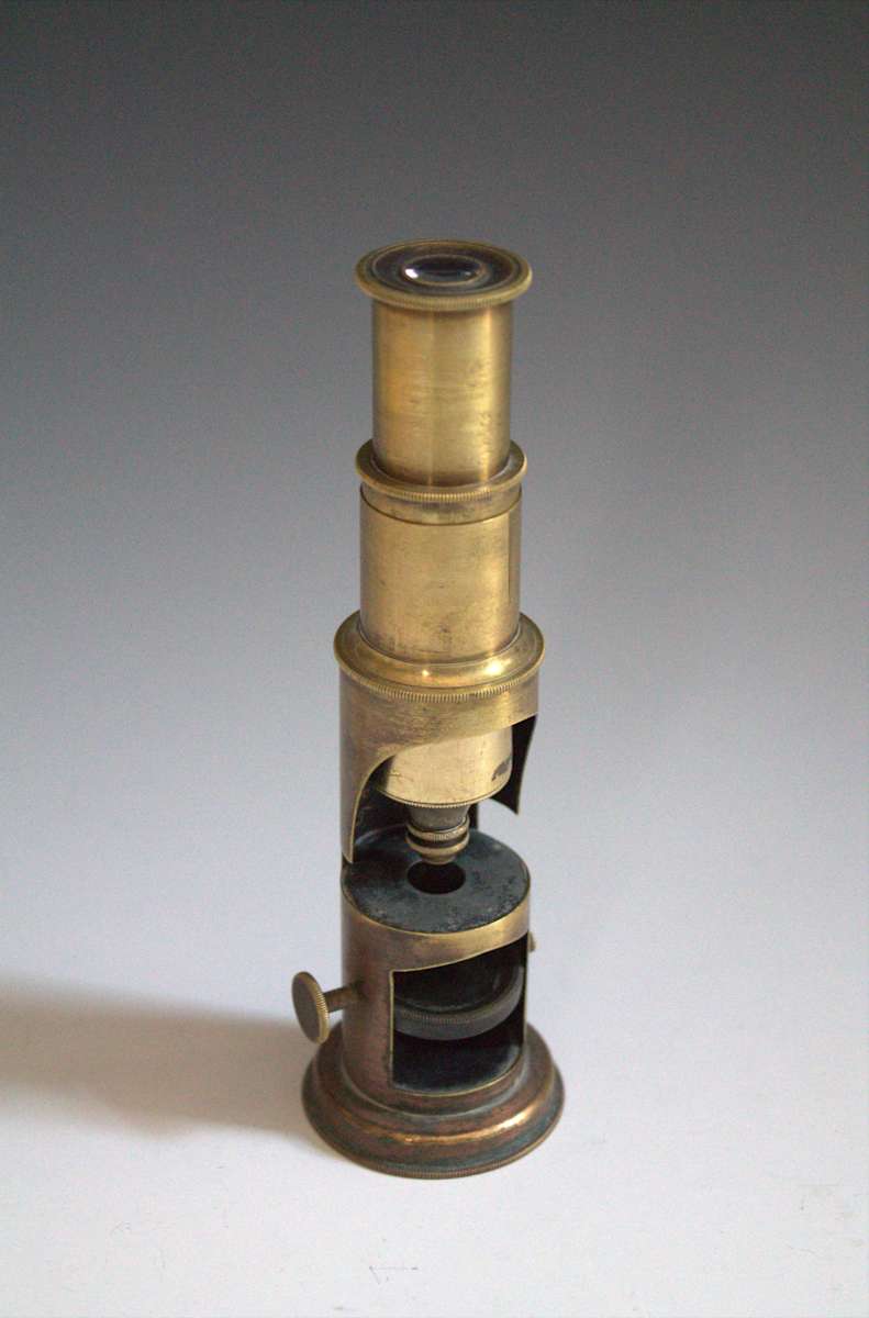 Microscope by Unknown, France, Image 1.