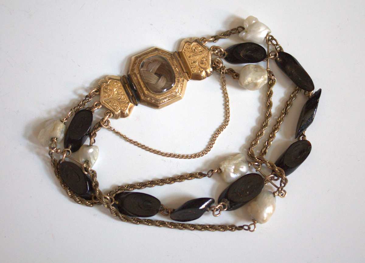 Bracelet by Unknown, England, Image 1.