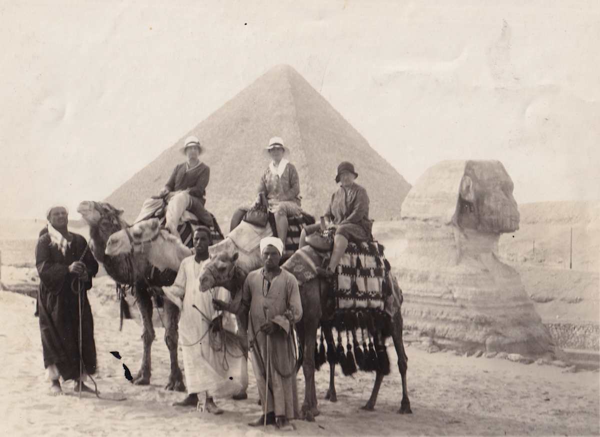 Grand Tour Grouping by Various 