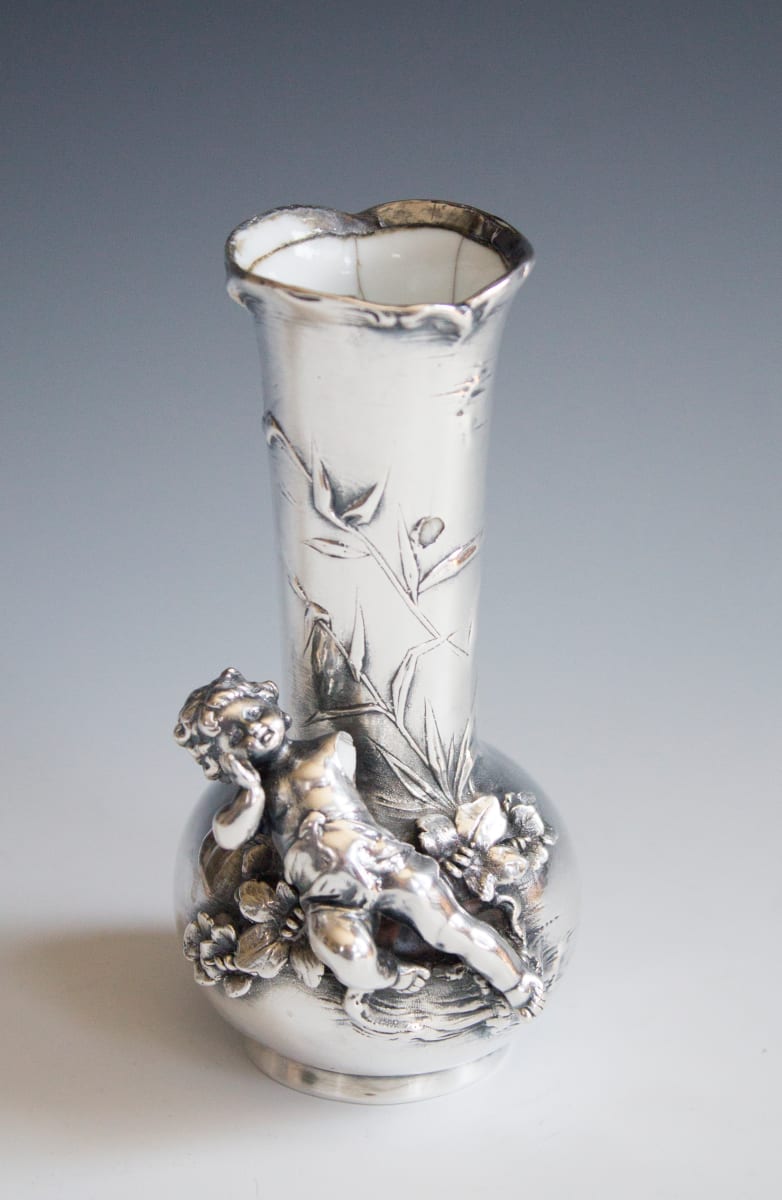 Vase by Unknown 