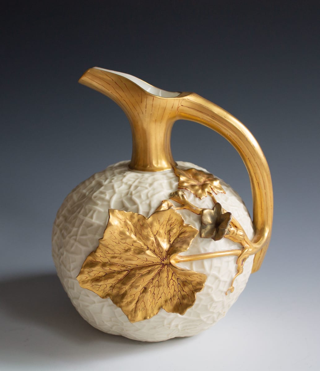 Ewer by Royal Worcester, Image 2.