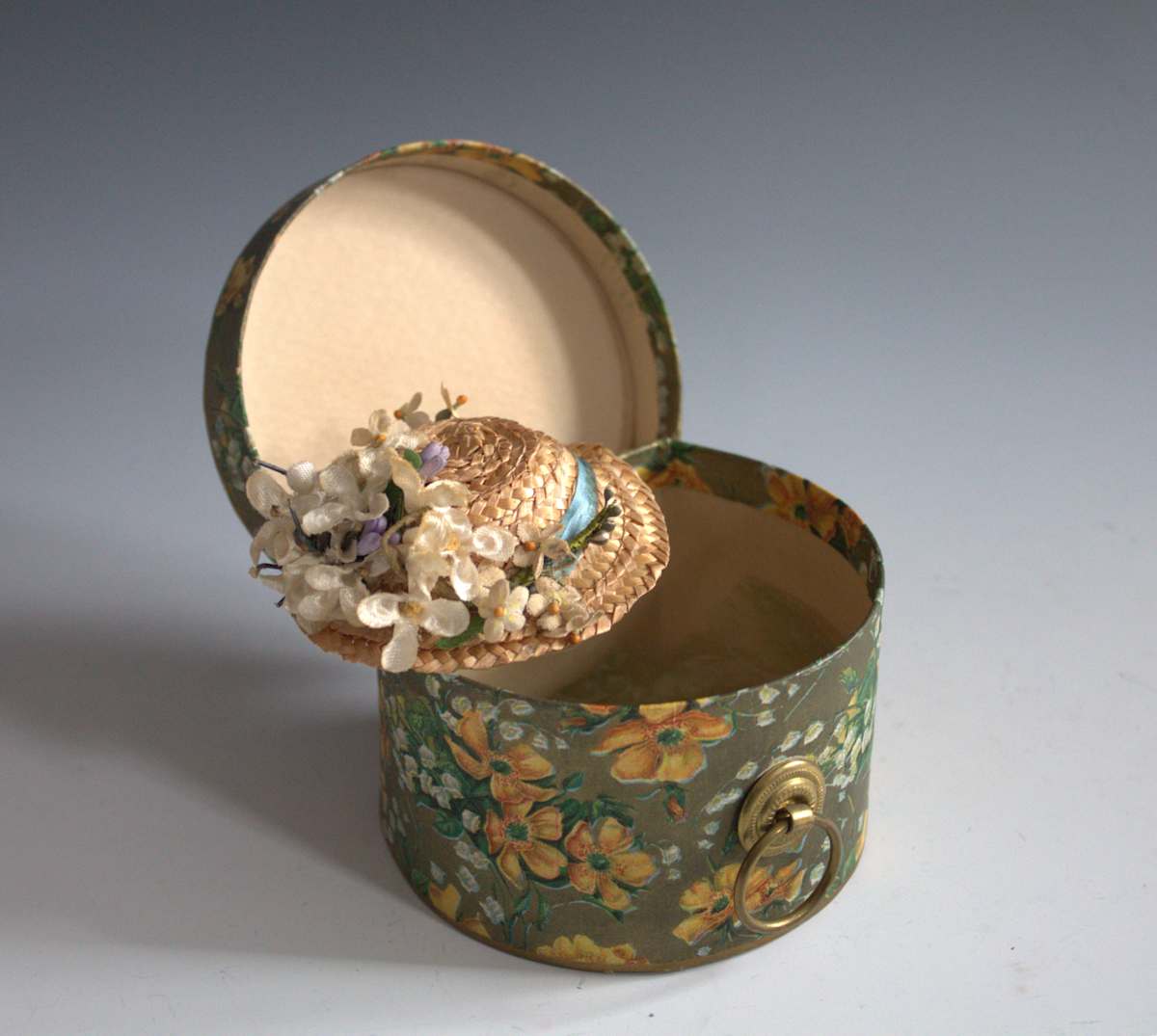 Doll Hat Box by Unknown, France, Image 1.