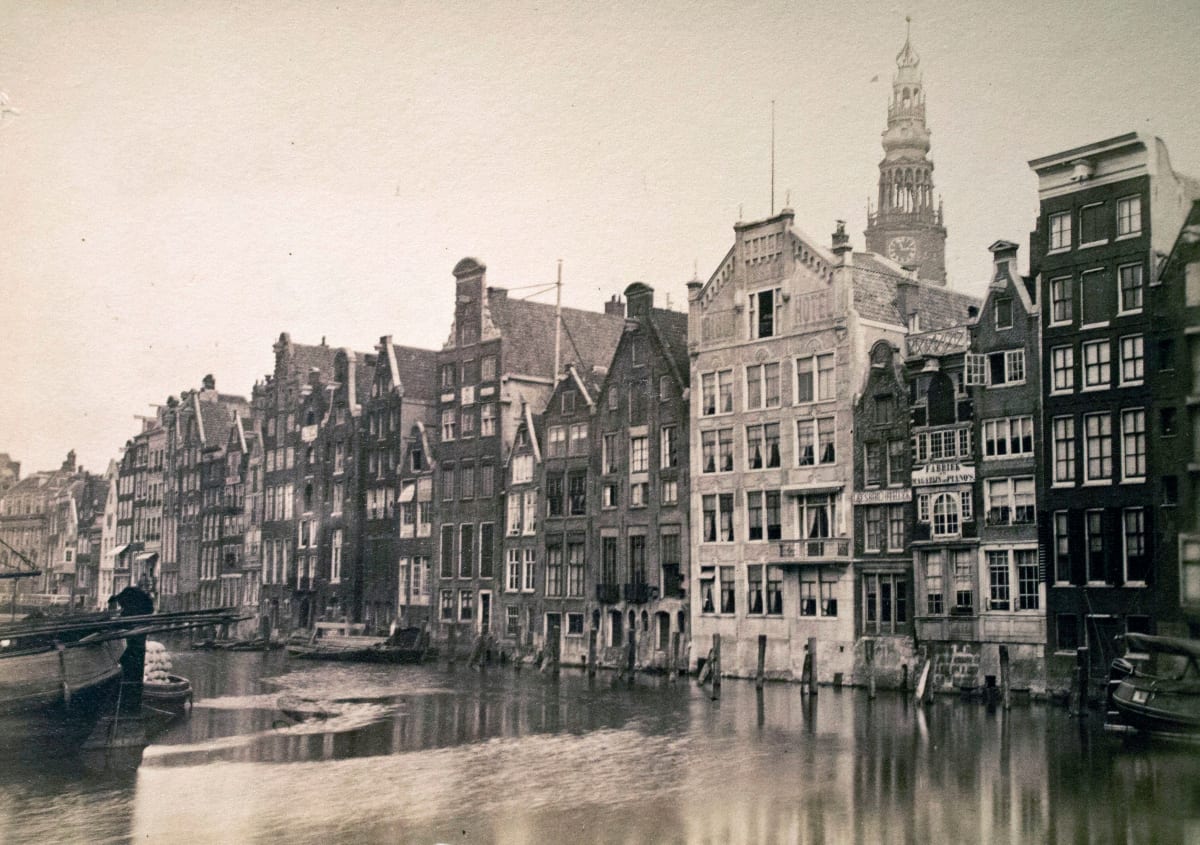 Back of the Bible Hotel, Amsterdam by Gebroeders Douwes 