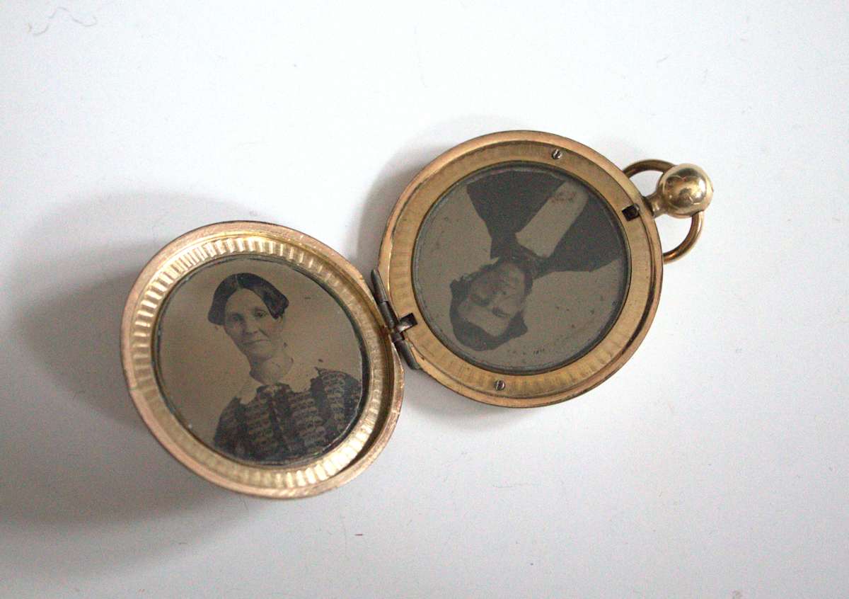 Locket by Unknown, United States 