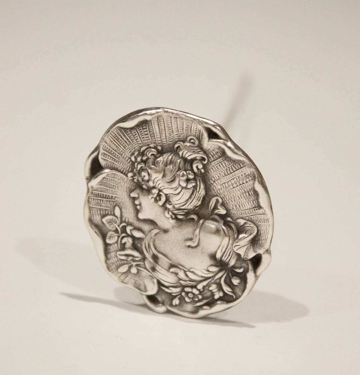 Hatpin, Image 1.