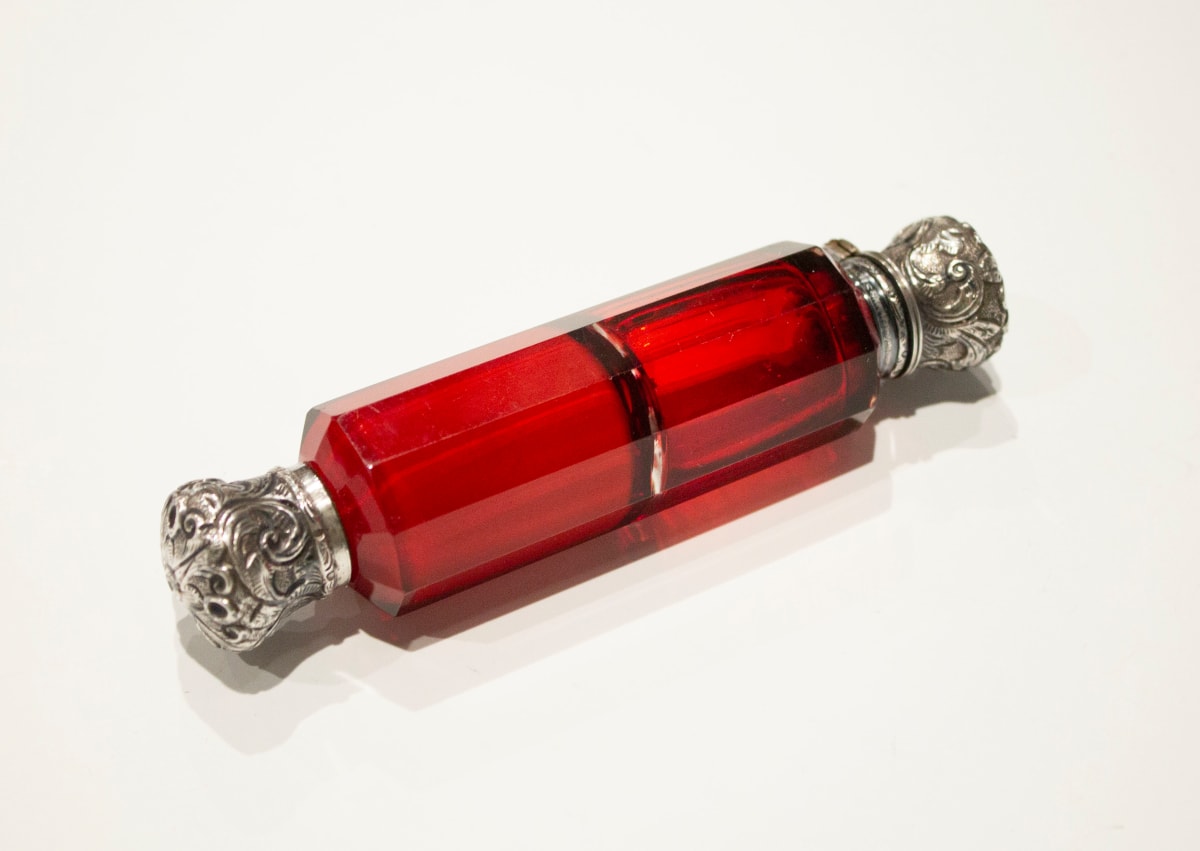 Double-ended Perfume Bottle by S. Mordan & Co., Image 1.