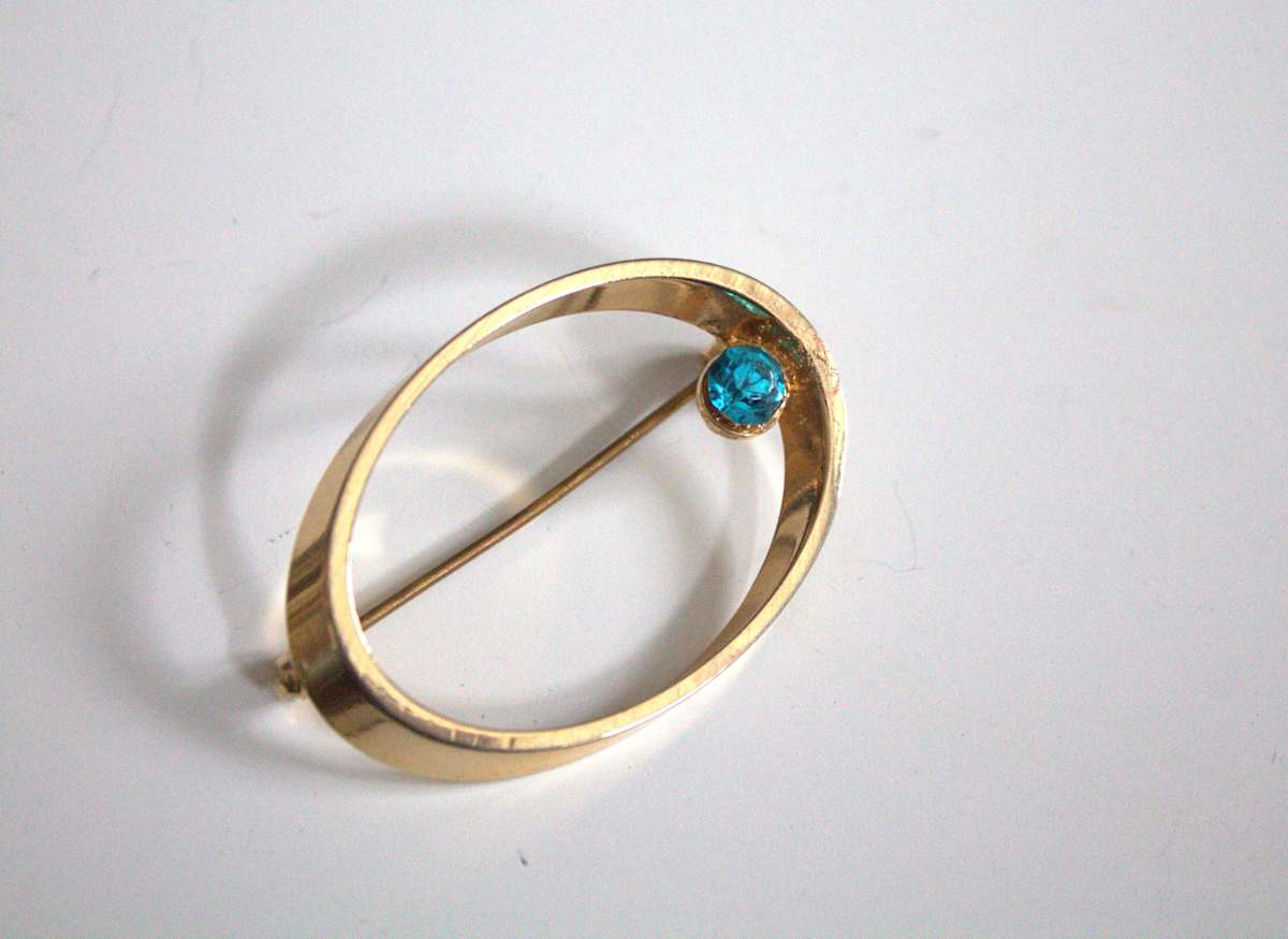 Brooch by Unknown, United States 