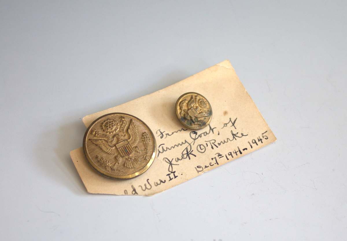 Buttons by United States Army, Image 1.