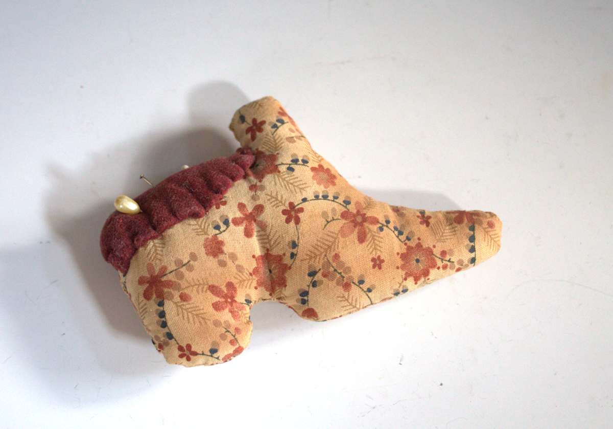 Pin Cushion by Unknown, United States, Image 1.