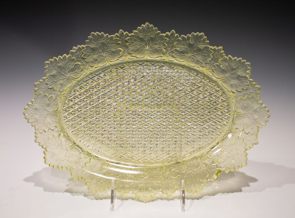 Berry Plate by Gillinder & Sons, Image 1.