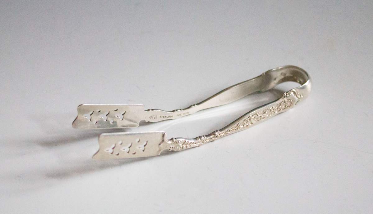 Asparagus Tongs by Whiting Manufacturing Company, Image 2.