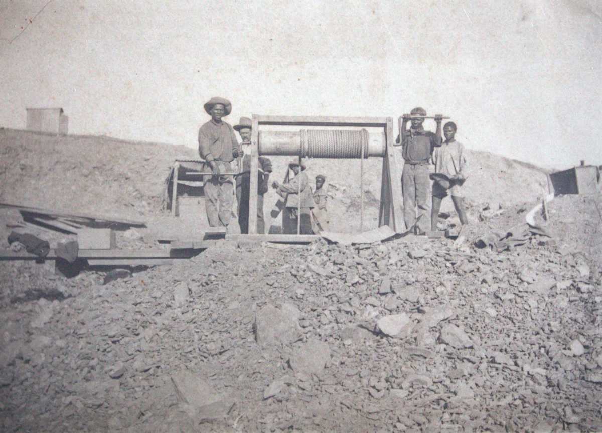 Panama Well Diggers by Unknown, Image 1.