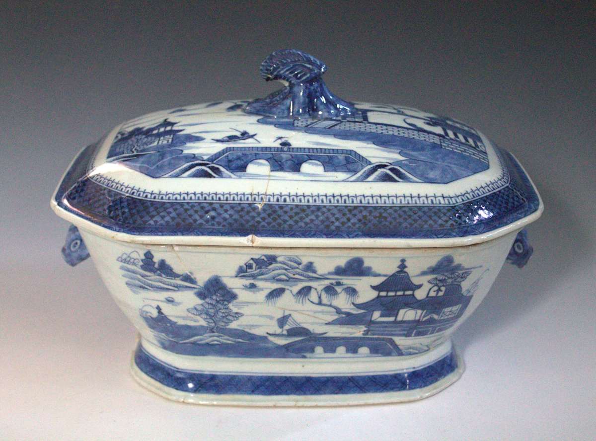 Tureen by Unknown, China, Image 2.