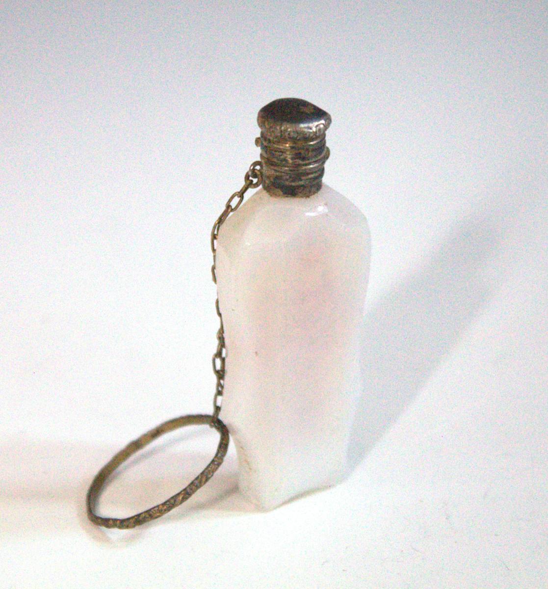 Chatelaine Perfume by Unknown, France, Image 3.