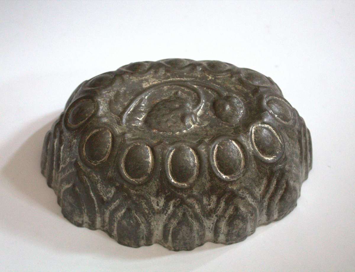 Gelatin Mold by Unknown, Germany, Image 1.