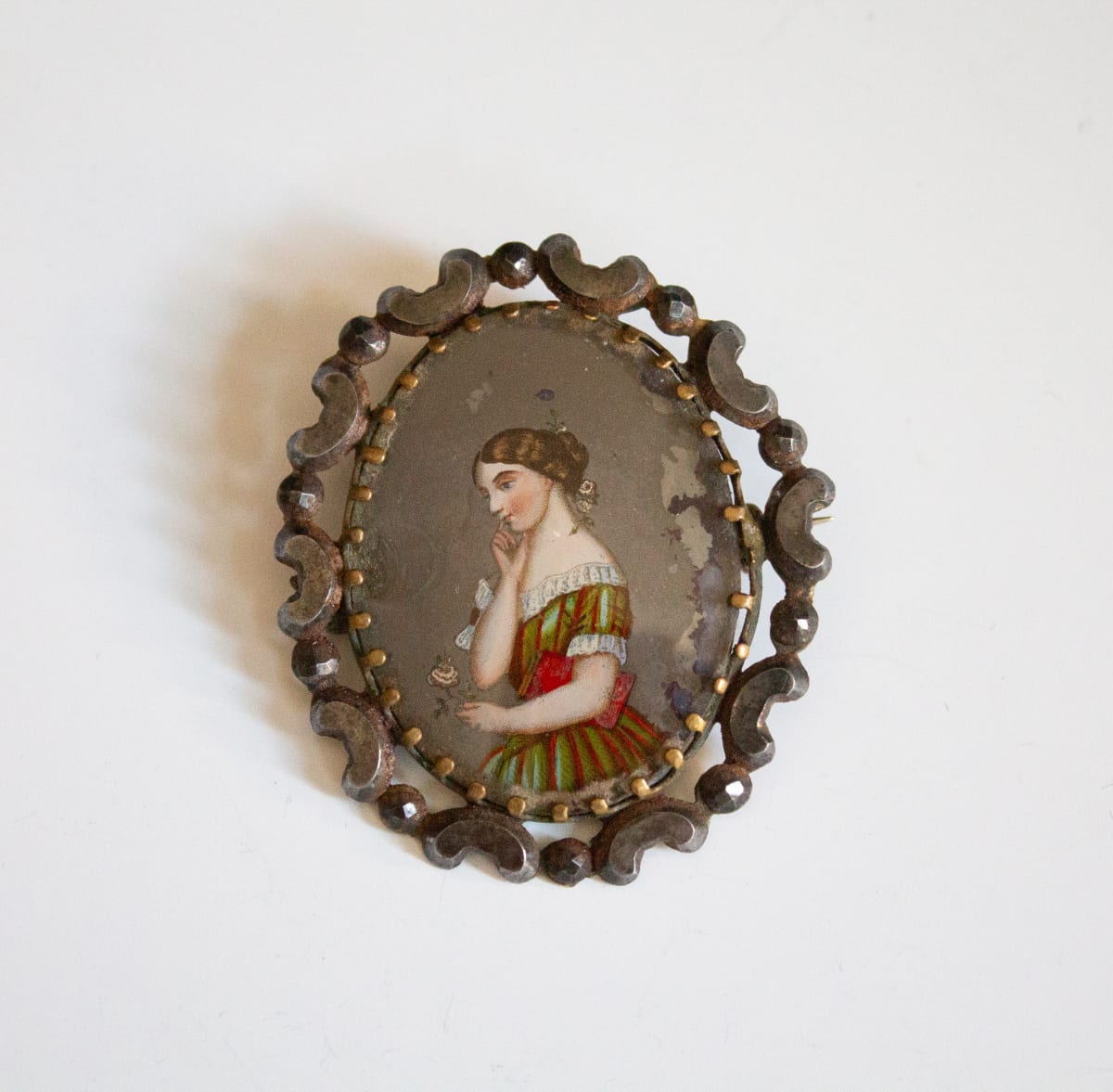 Brooch by Unknown 