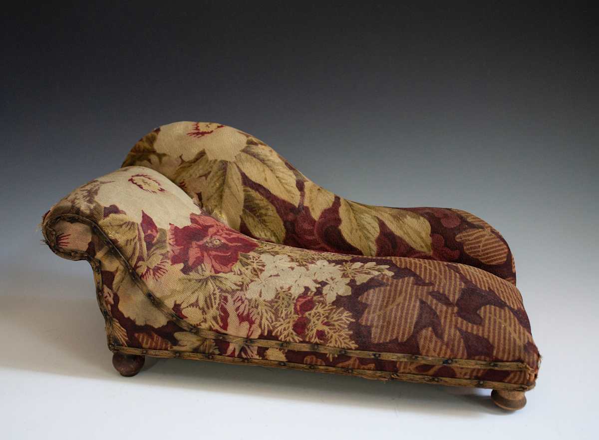 Doll's Fainting Couch by Unknown, United States, Image 1.