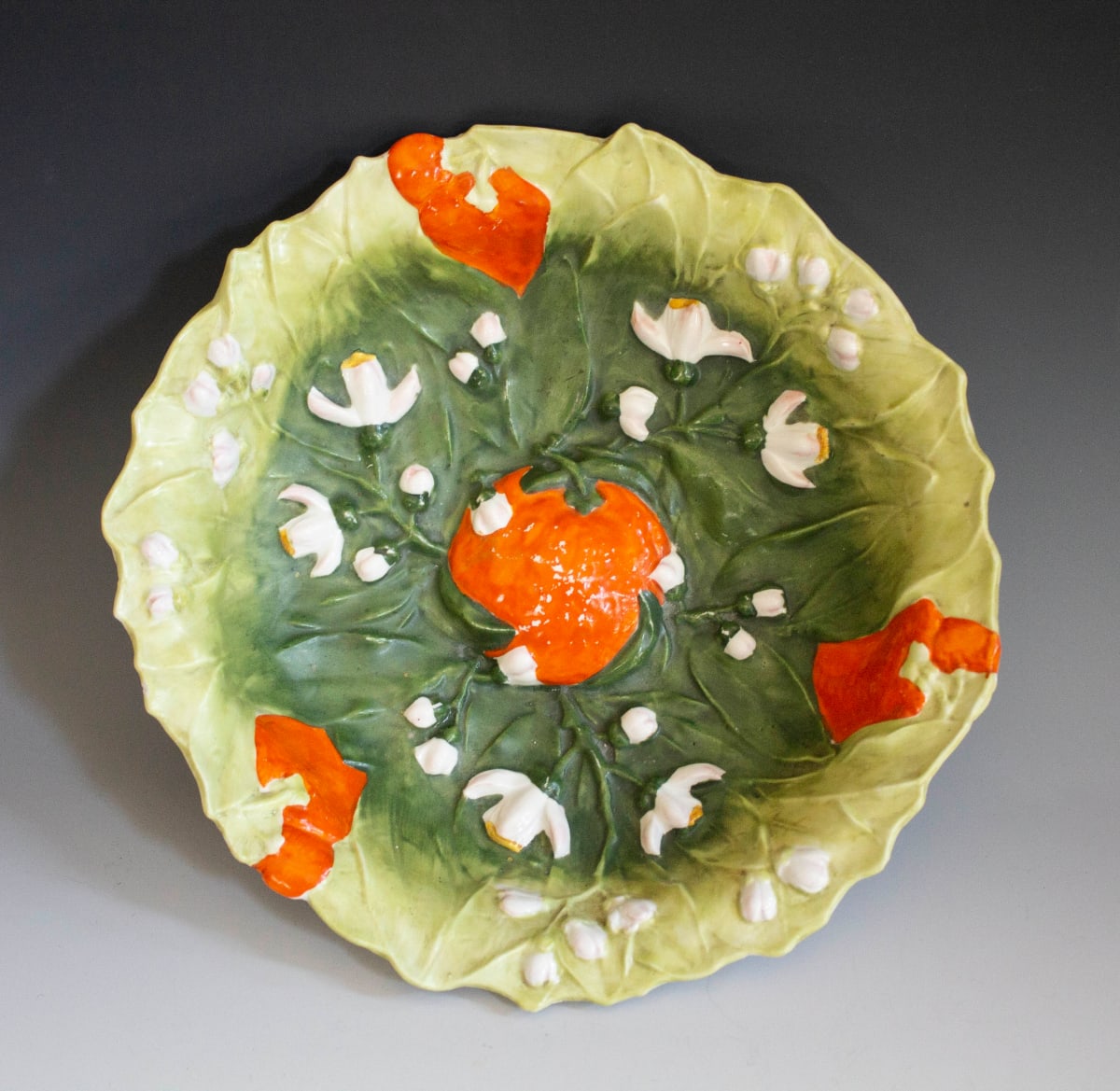 Master Berry Bowl by Royal Bayreuth, Image 1.
