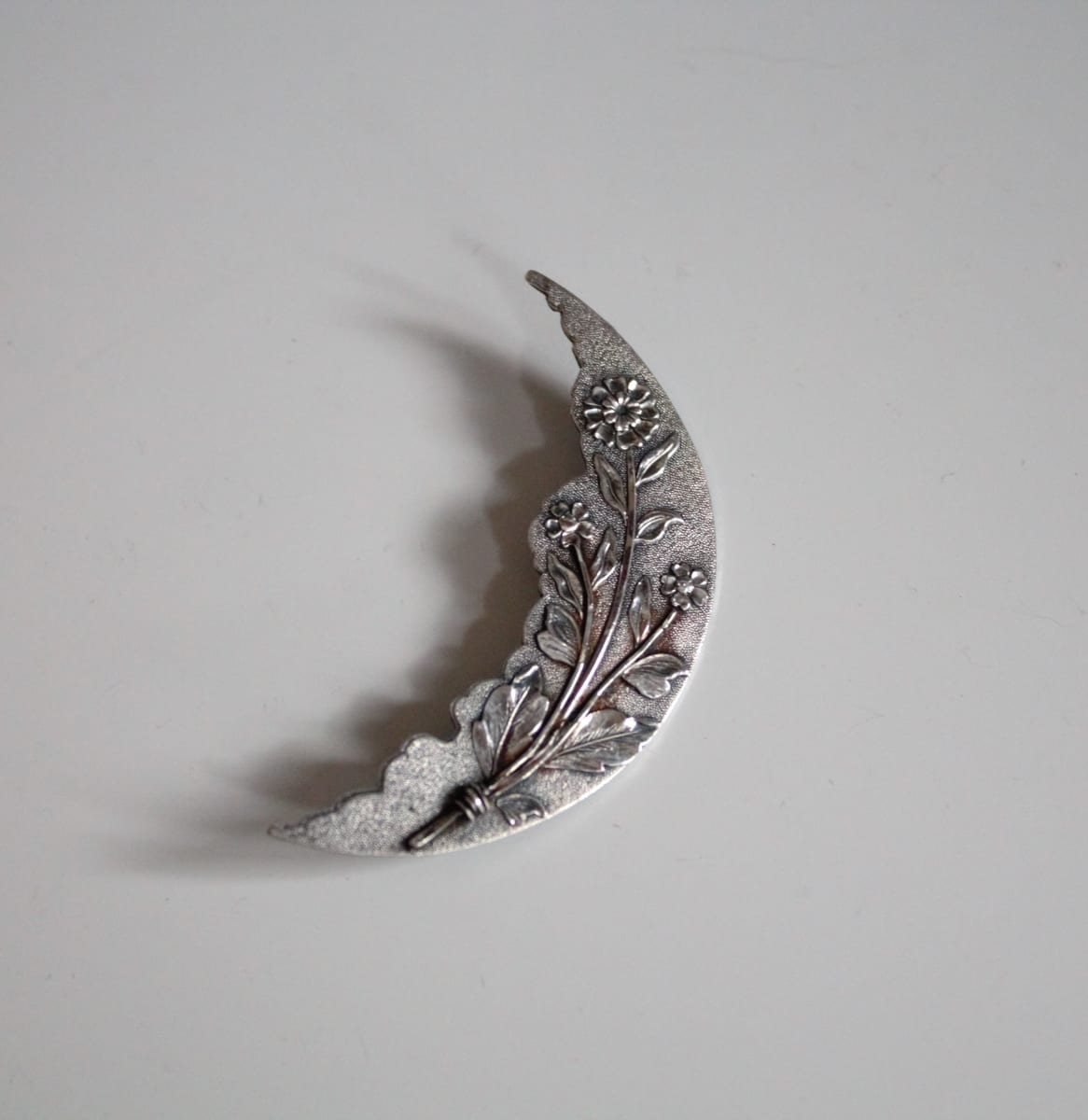 Brooch by Frank M. Whiting, Image 1.