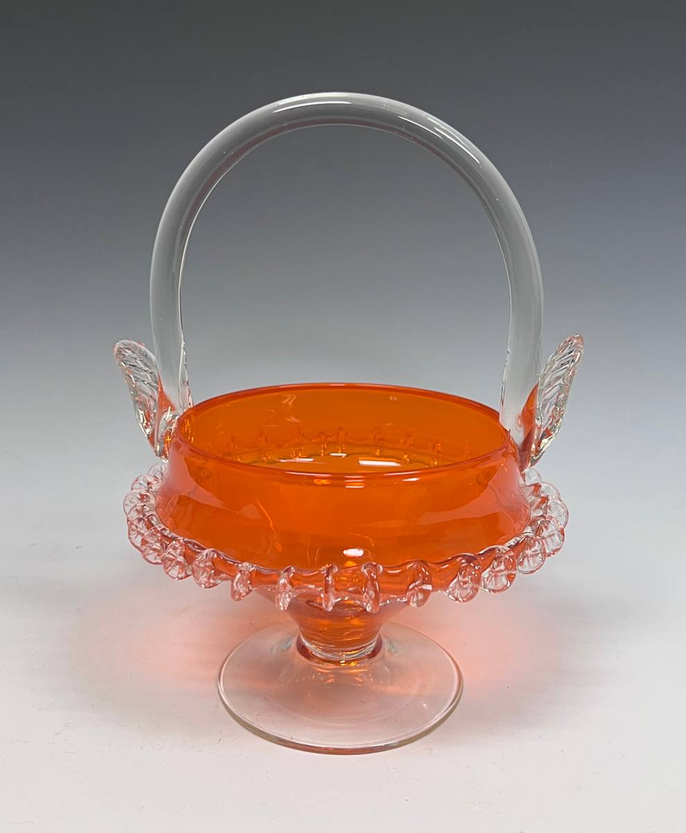 Basket by Unknown, Bohemia, Image 1.