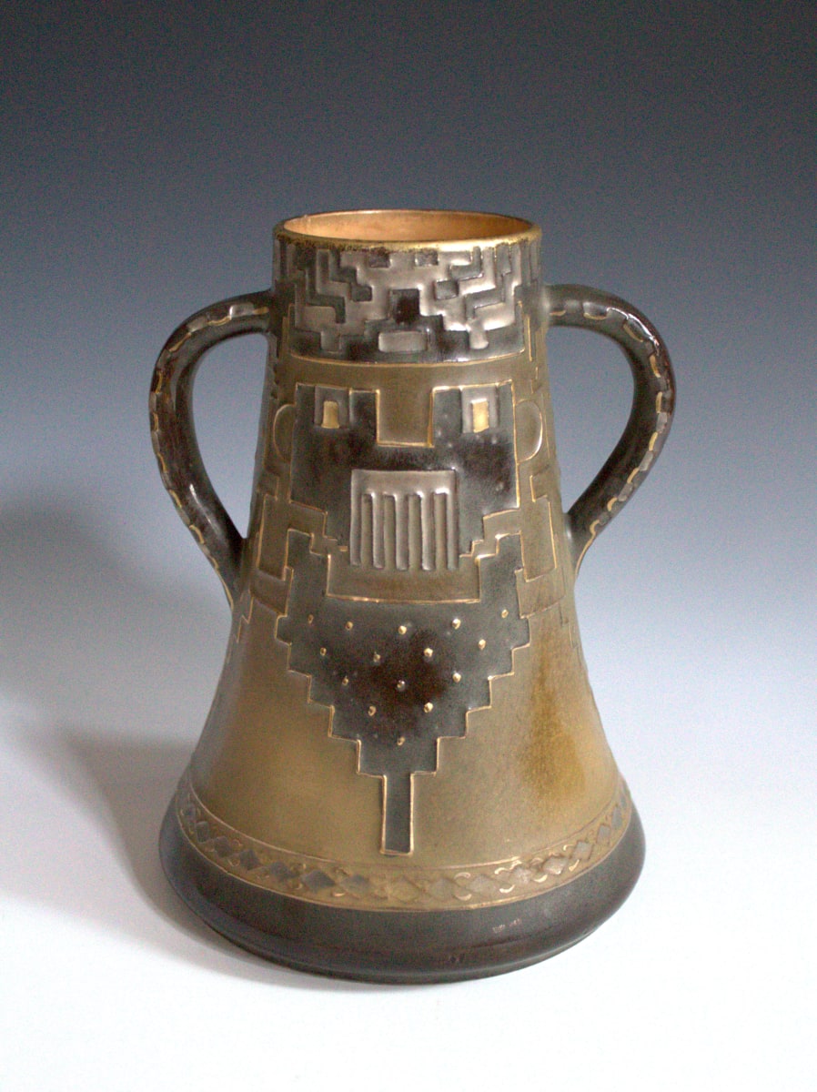 Vase by Stellmacher Teplitz, Teplitz Amphora, Image 1.