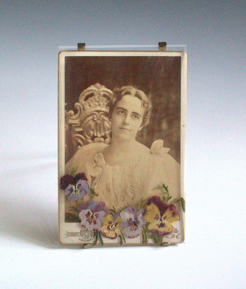 Picture Frame by Unknown, United States, Image 2.