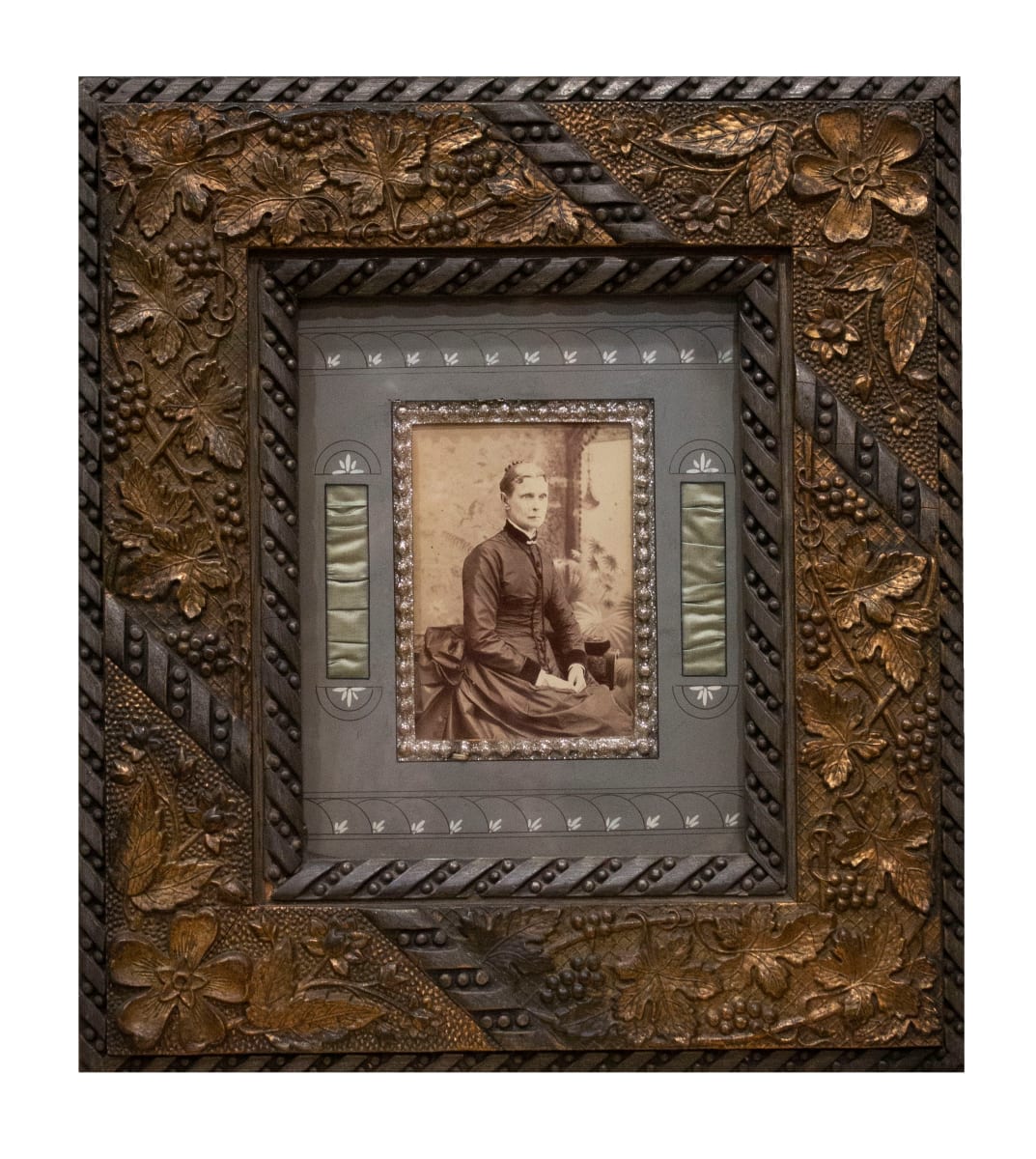 Picture Frame by Runden's Art Gallery, Image 1.