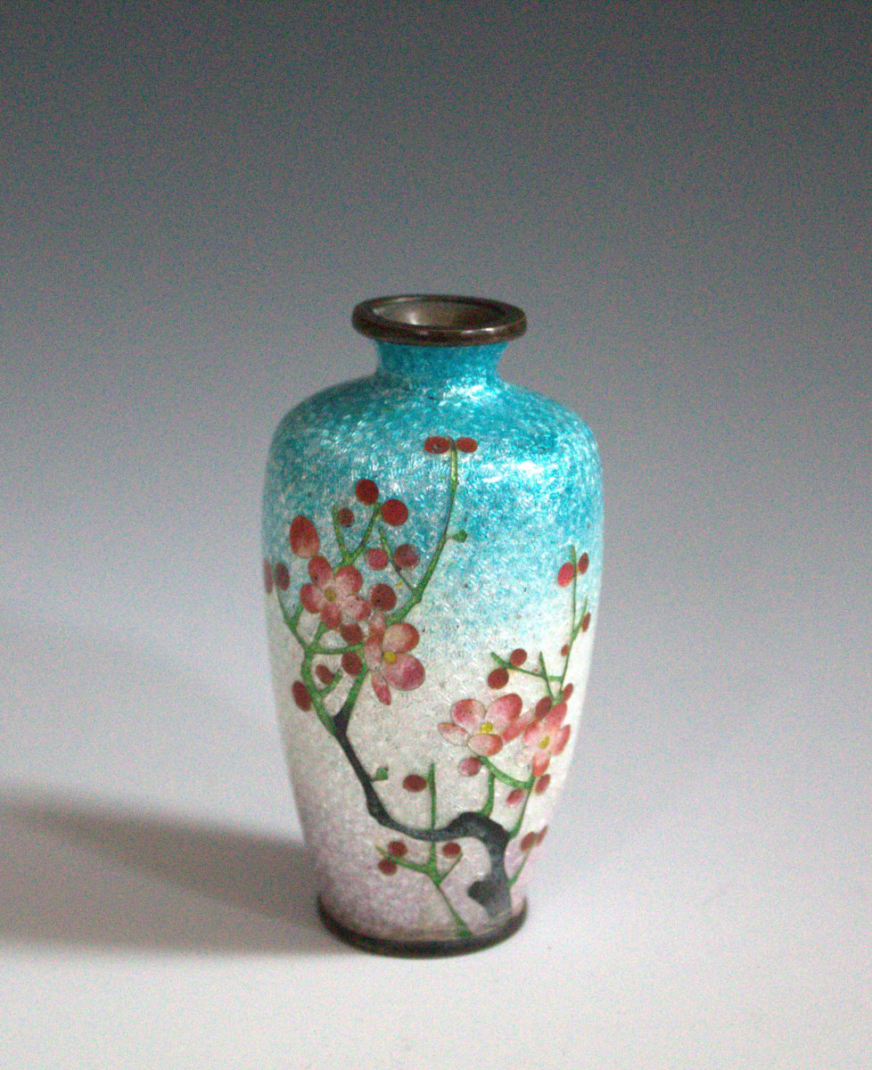 Miniature Vase by Unknown, Japan, Image 1.