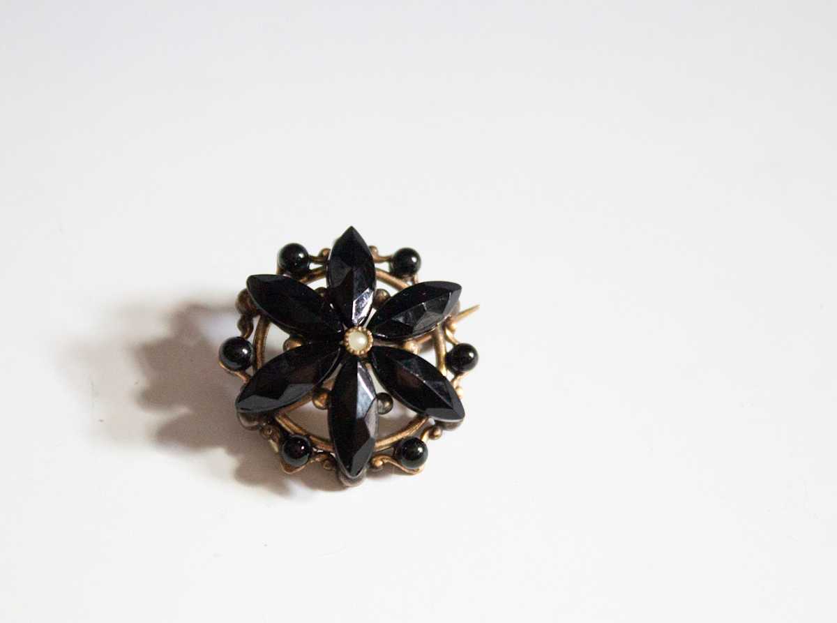 Mourning Brooch by Unknown, United States, Image 1.