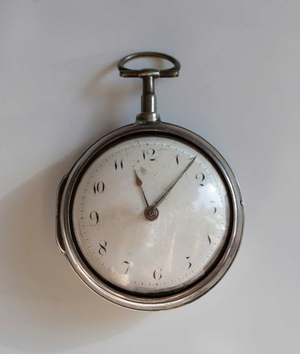 Pair Case Watch by William Lang, Matthew Need, Image 2.