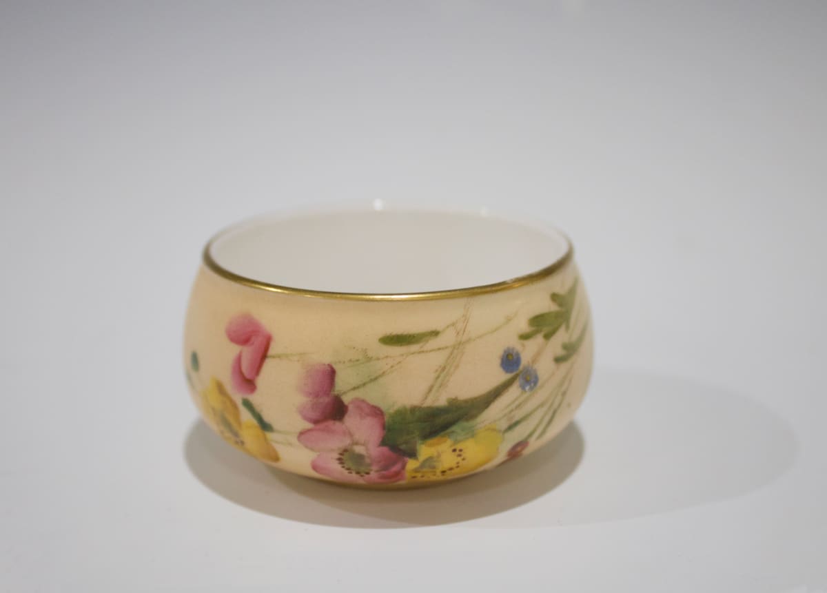 Small Dish by Royal Worcester, Image 2.
