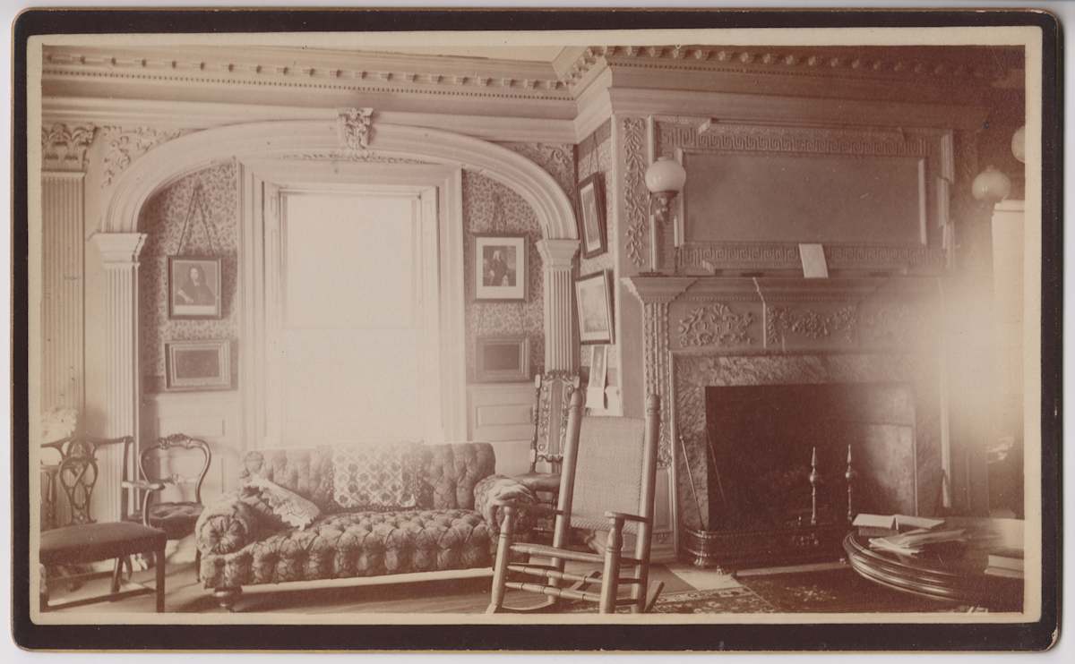Langdon House Library by Davis Brothers, Image 2.