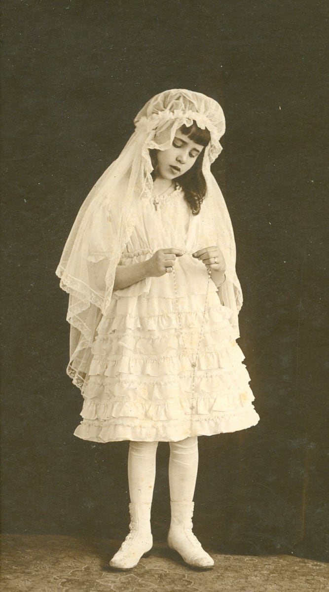 Counting the Rosary by Walter Studio, Image 1.