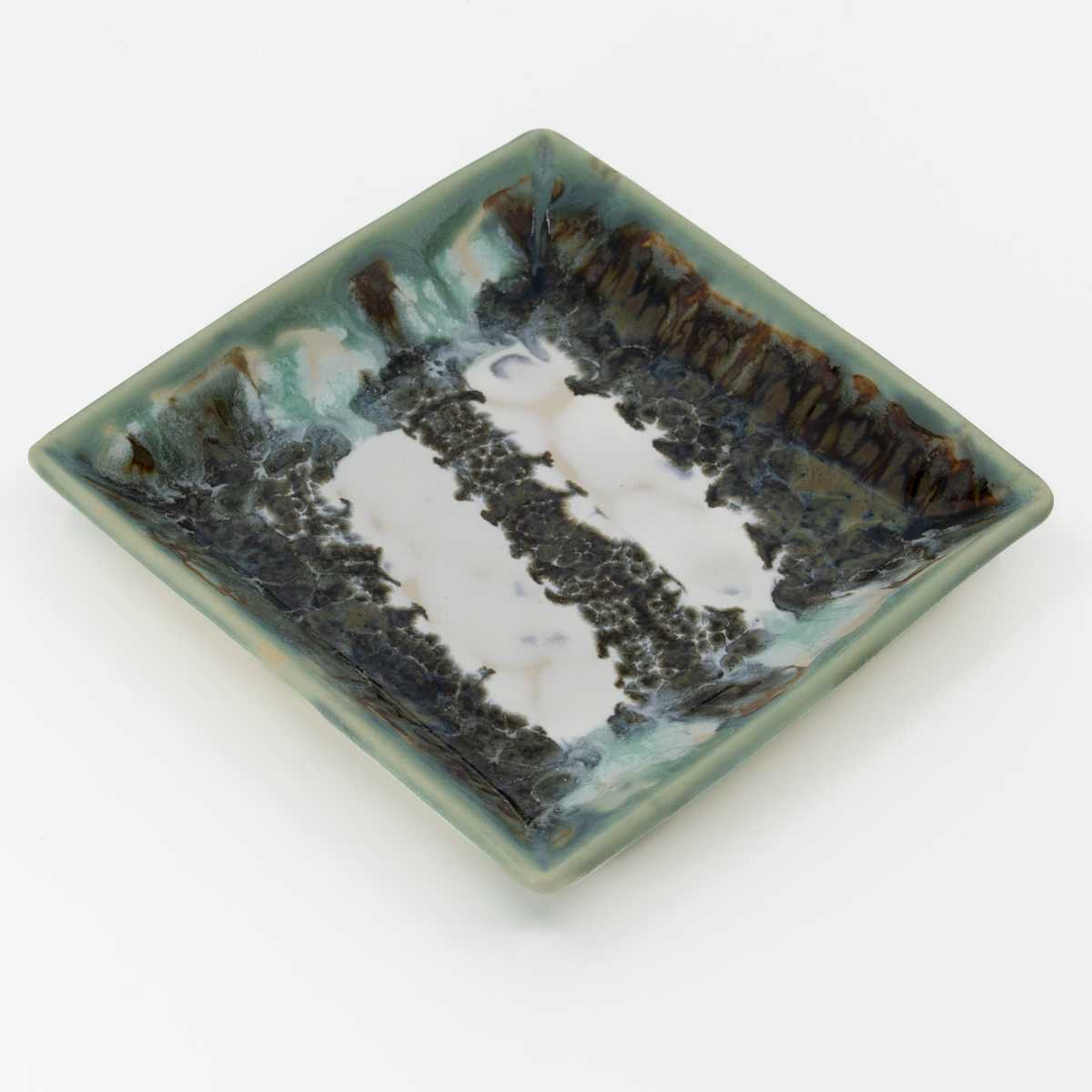 24084. 4.5" Square Beveled Dish by Sandy Miller 