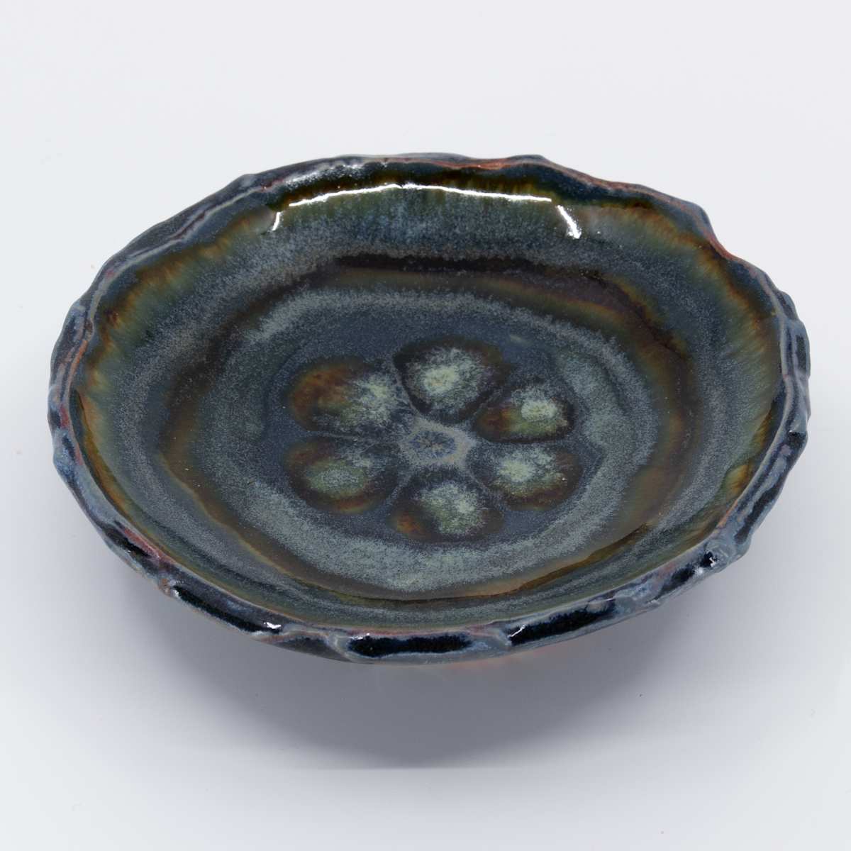 24097 Round Shallow Bowl by Sandy Miller 