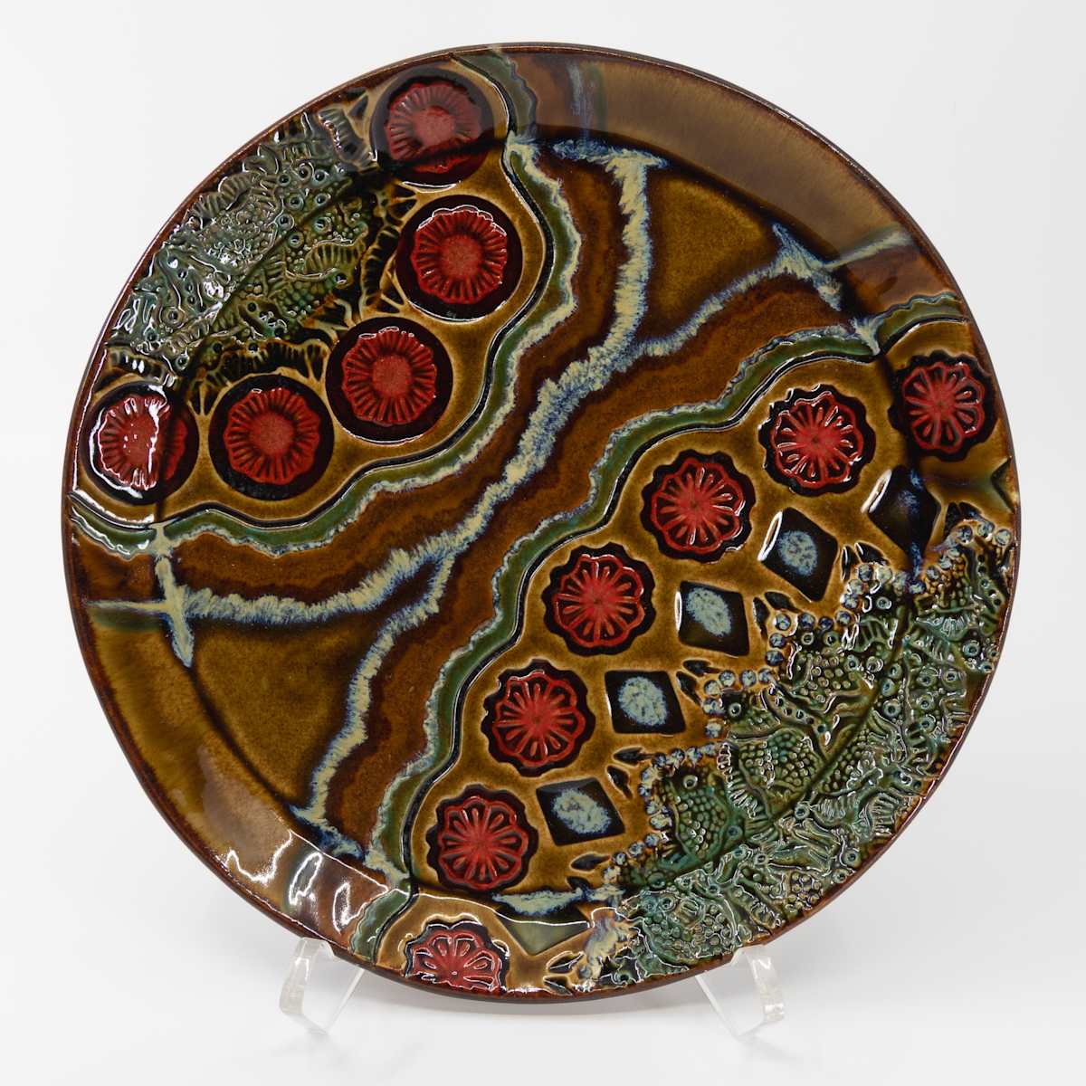 25020 - 8.5" Round Beveled Plate by Sandy Miller 