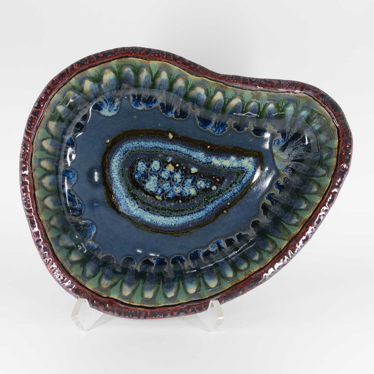 25028 Kidney Serving Dish by Sandy Miller 