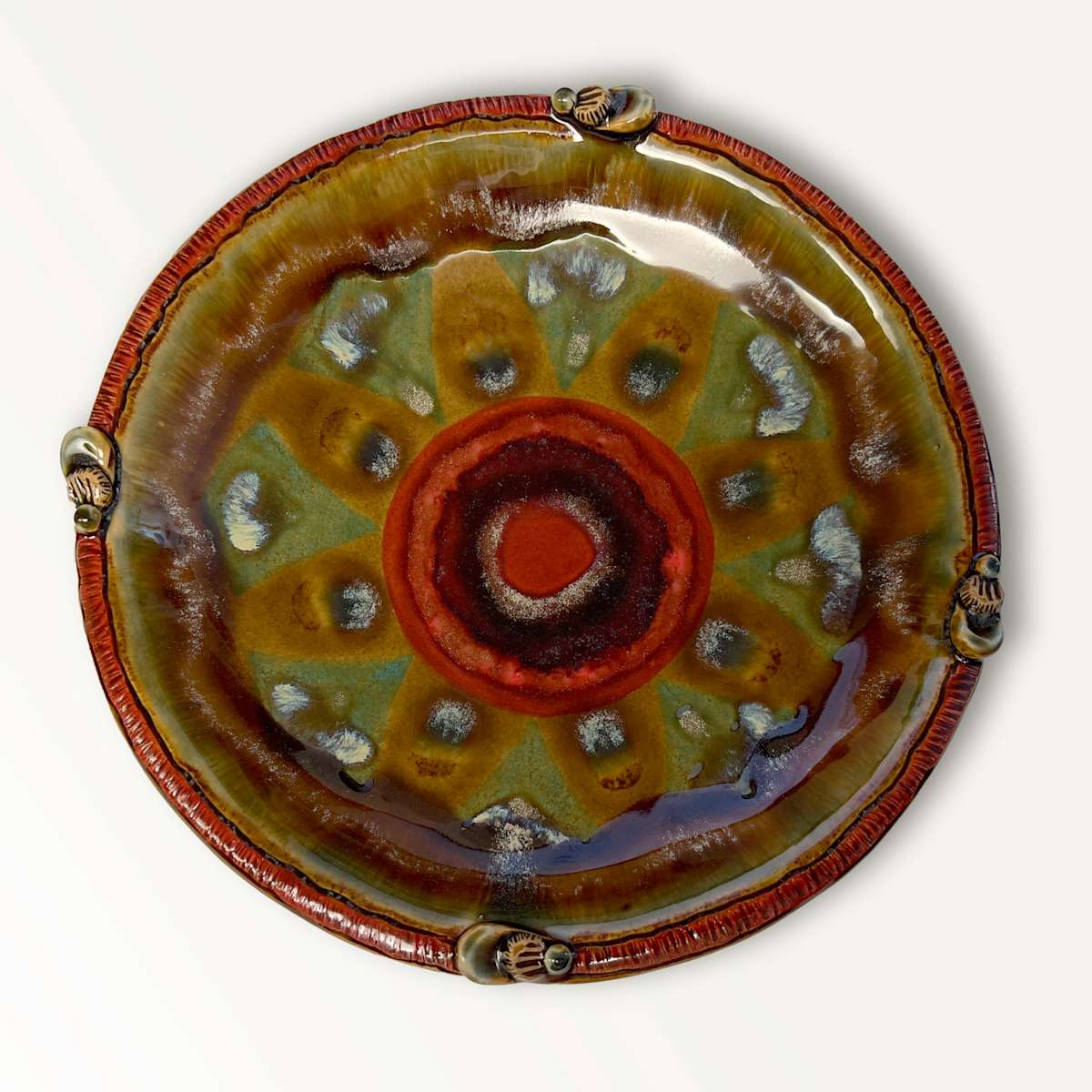 24078 Shallow Round Plate by Sandy Miller, Image 2.