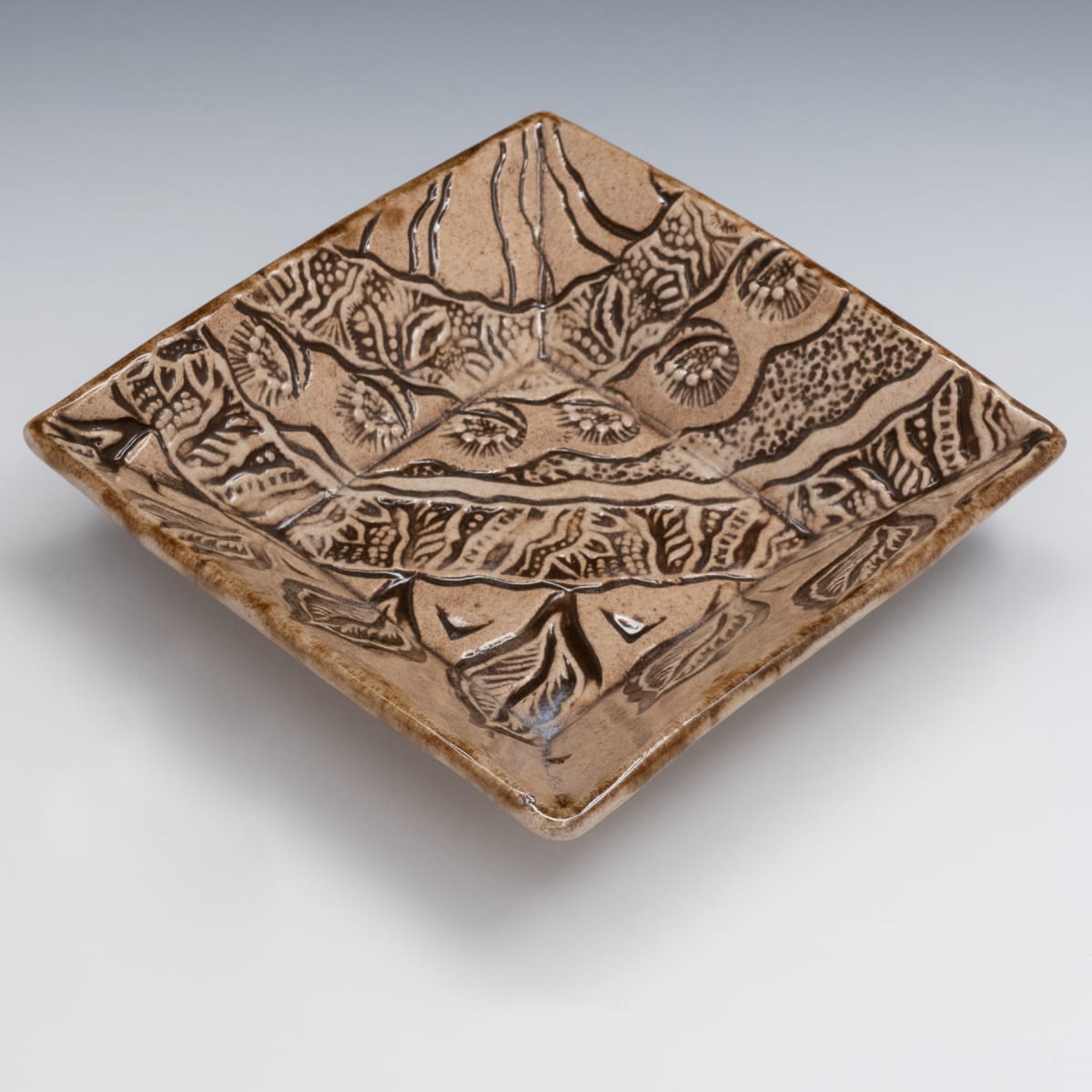 6" Square Beveled Bowl 