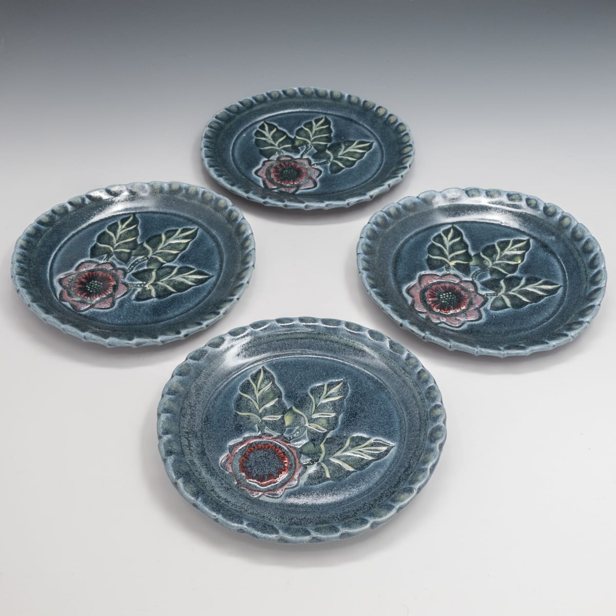 Small Round Plates (set of 4) 
