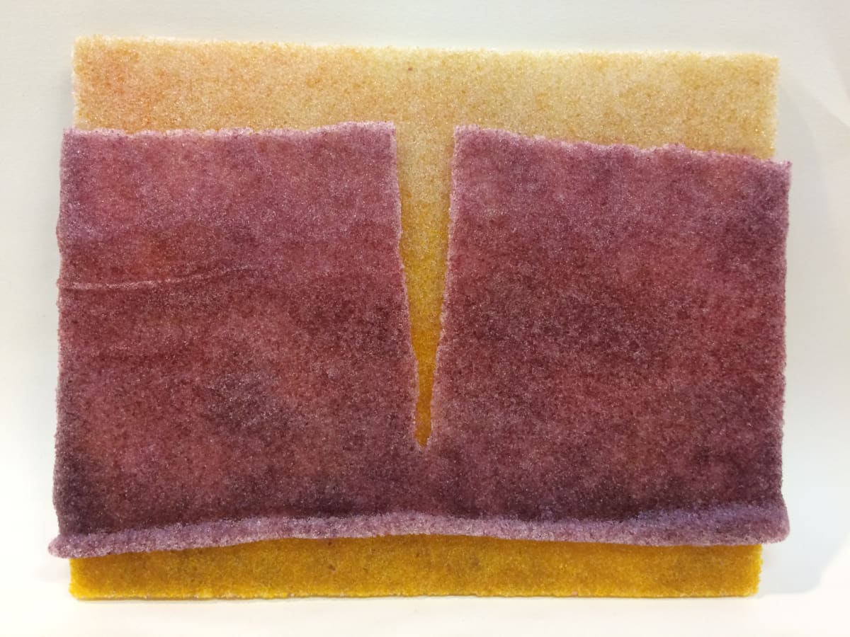 Apart, Image 1.