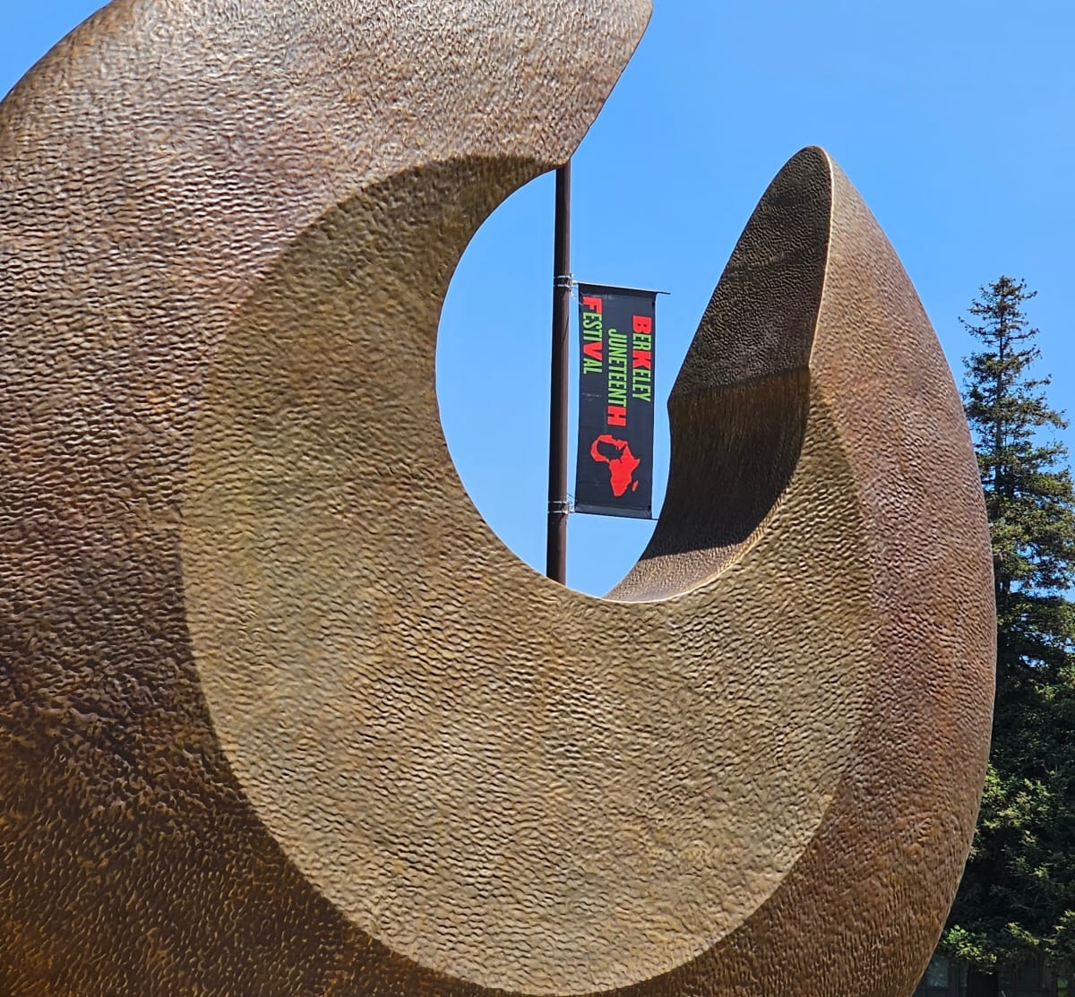 Delivered, Mable’s Promissory Note by Mildred Howard 