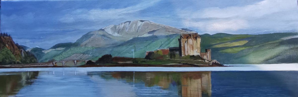 Eilean Donnan by Lois Dubber 