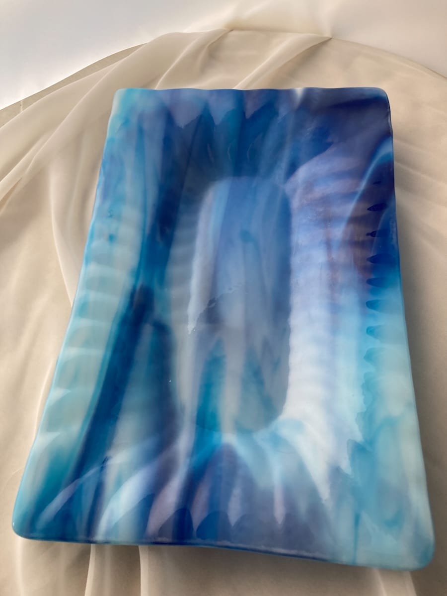 Swirl Serving Platter, Image 1.