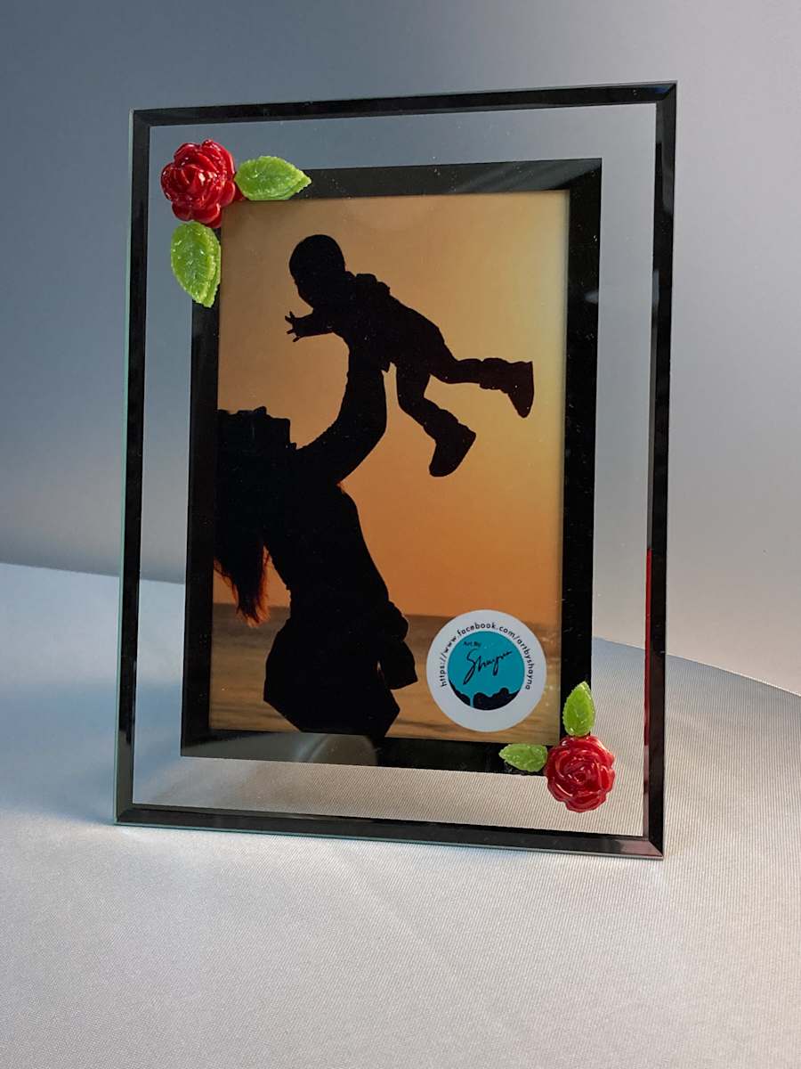 Photo Frame, Image 1.