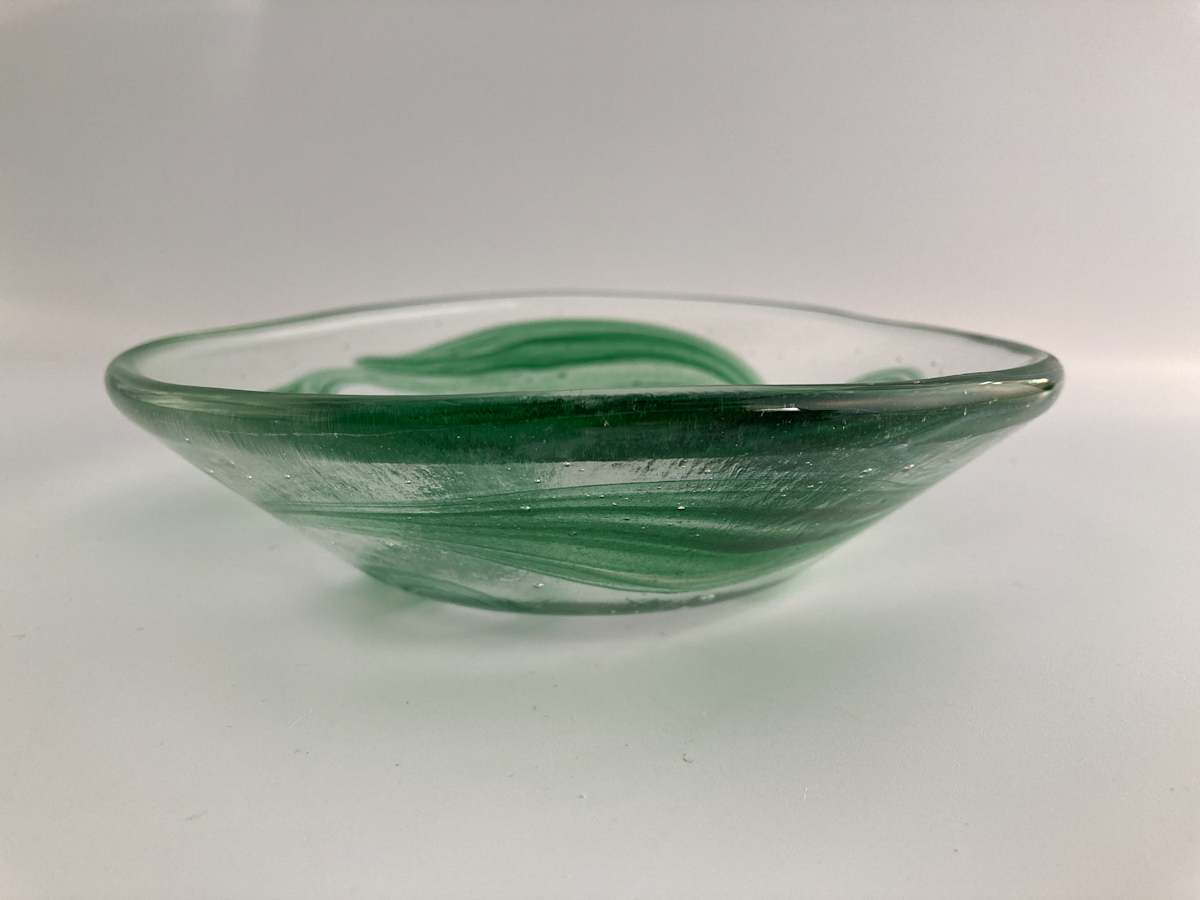 Green swirl bowl - HELL6 by Shayna Heller, Image 4.